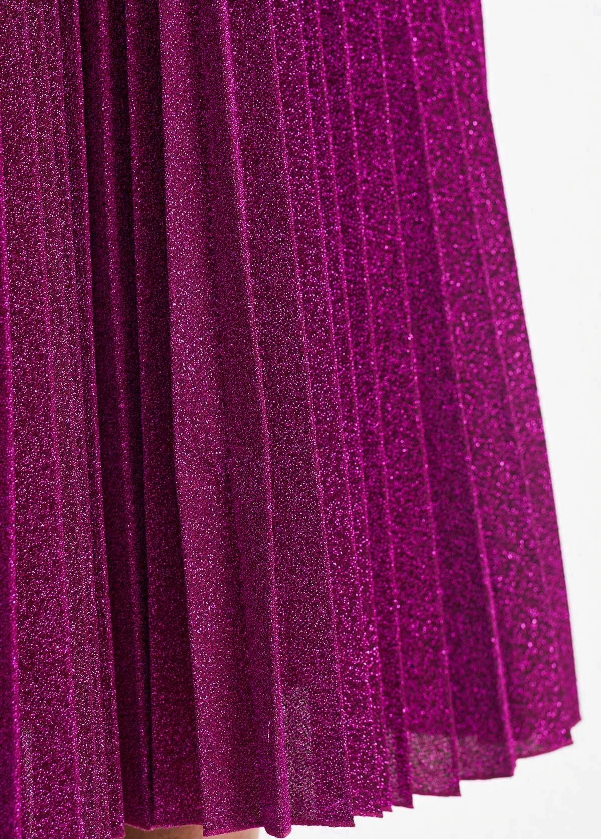 Dark Reddish Purple Pleated Shinning Sleeveless Round Neck Dress 8 Dark Reddish Purple Pleated Shinning Sleeveless Round Neck Dress - Image 6