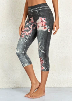 Black Floral Print Mid Waisted Capri Leggings