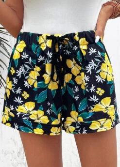 Multi Color Pocket Floral Print Regular Shorts -Modlily Shop 332281 P 16842375910983