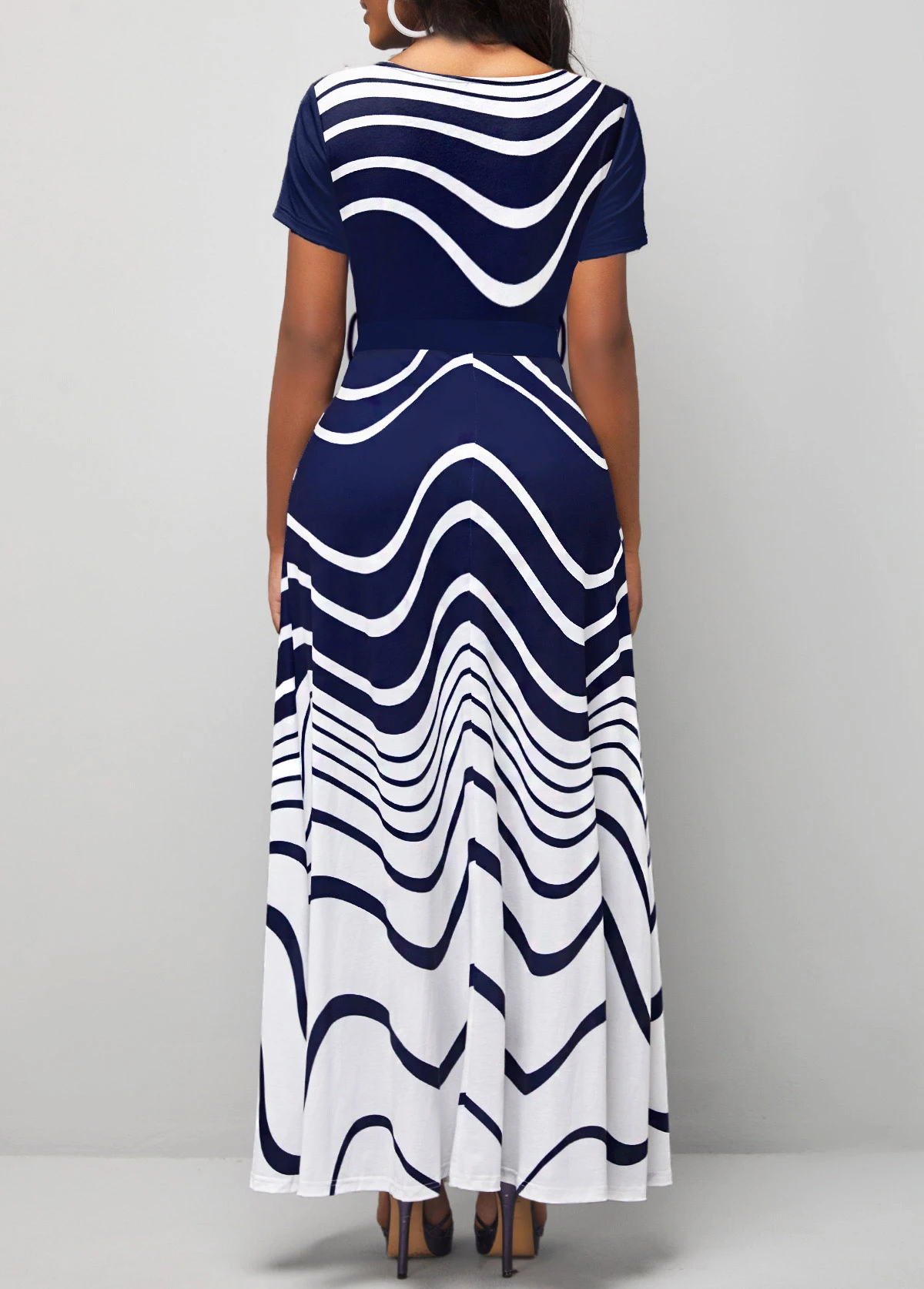 Navy Tie Geometric Print Belted Maxi Dress 4 Navy Tie Geometric Print Belted Maxi Dress - Image 2