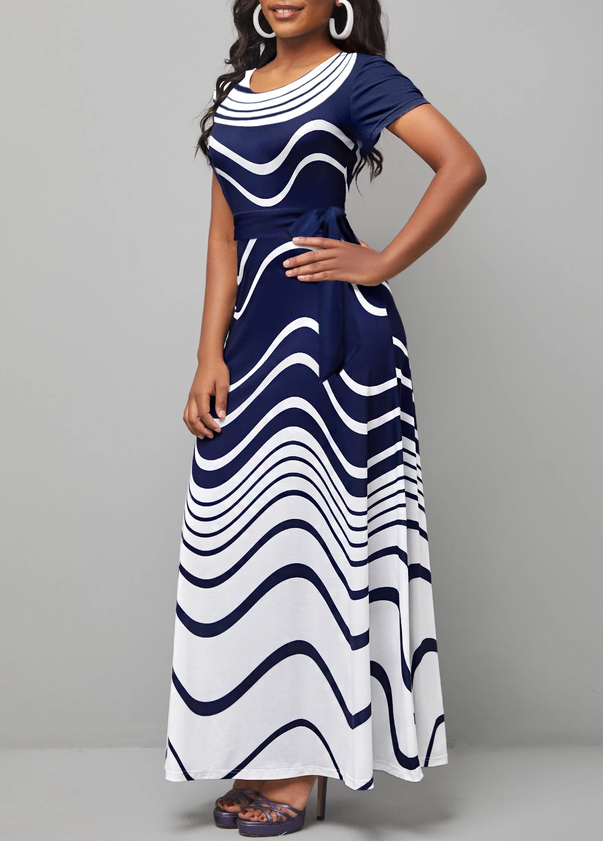 Navy Tie Geometric Print Belted Maxi Dress 5 Navy Tie Geometric Print Belted Maxi Dress - Image 3